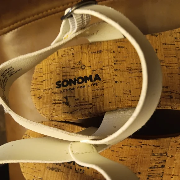 Sonoma Women's White Sandals - Picture 2 of 3